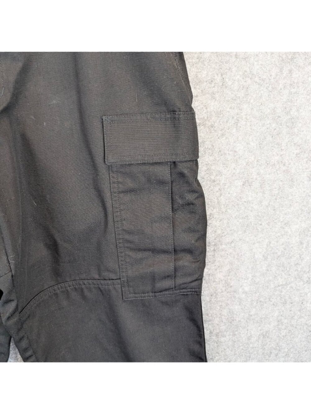 5.11 Tactical Men’s Medium BDU Pants 74003 Long Black Cargo Military EUC - Picture 3 of 14